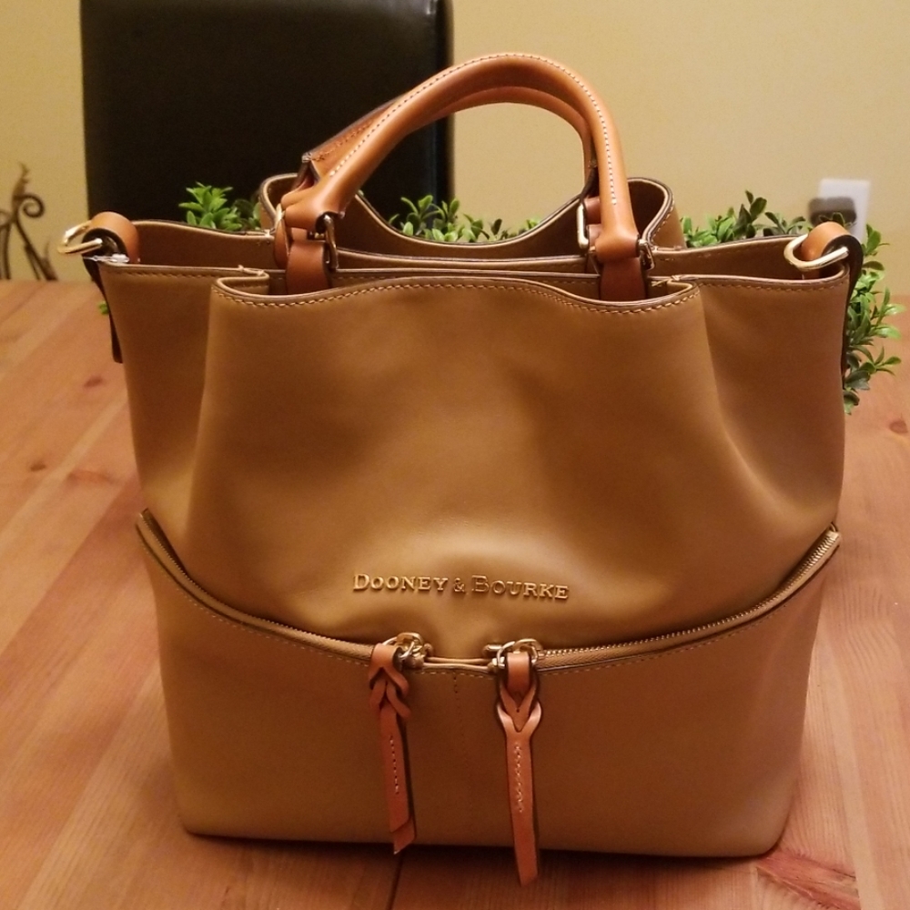 Dooney and Bourke Dawson